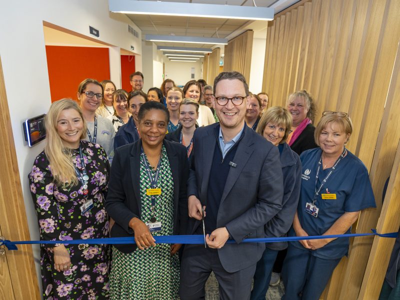 Darren Jones MP with hospice CEO Susan Hamilton and staff at the official opening