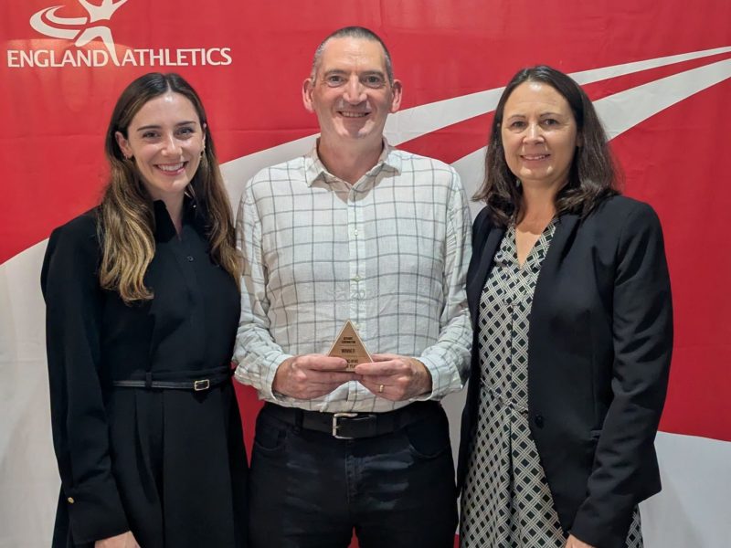 Geraint Torrington with Poppy Tank, left and Jo Pavey at the awards ceremony